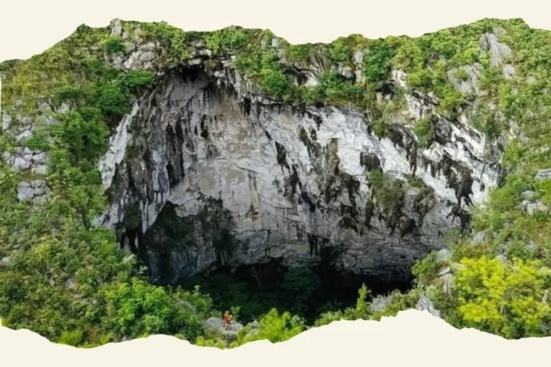 Hố Trời